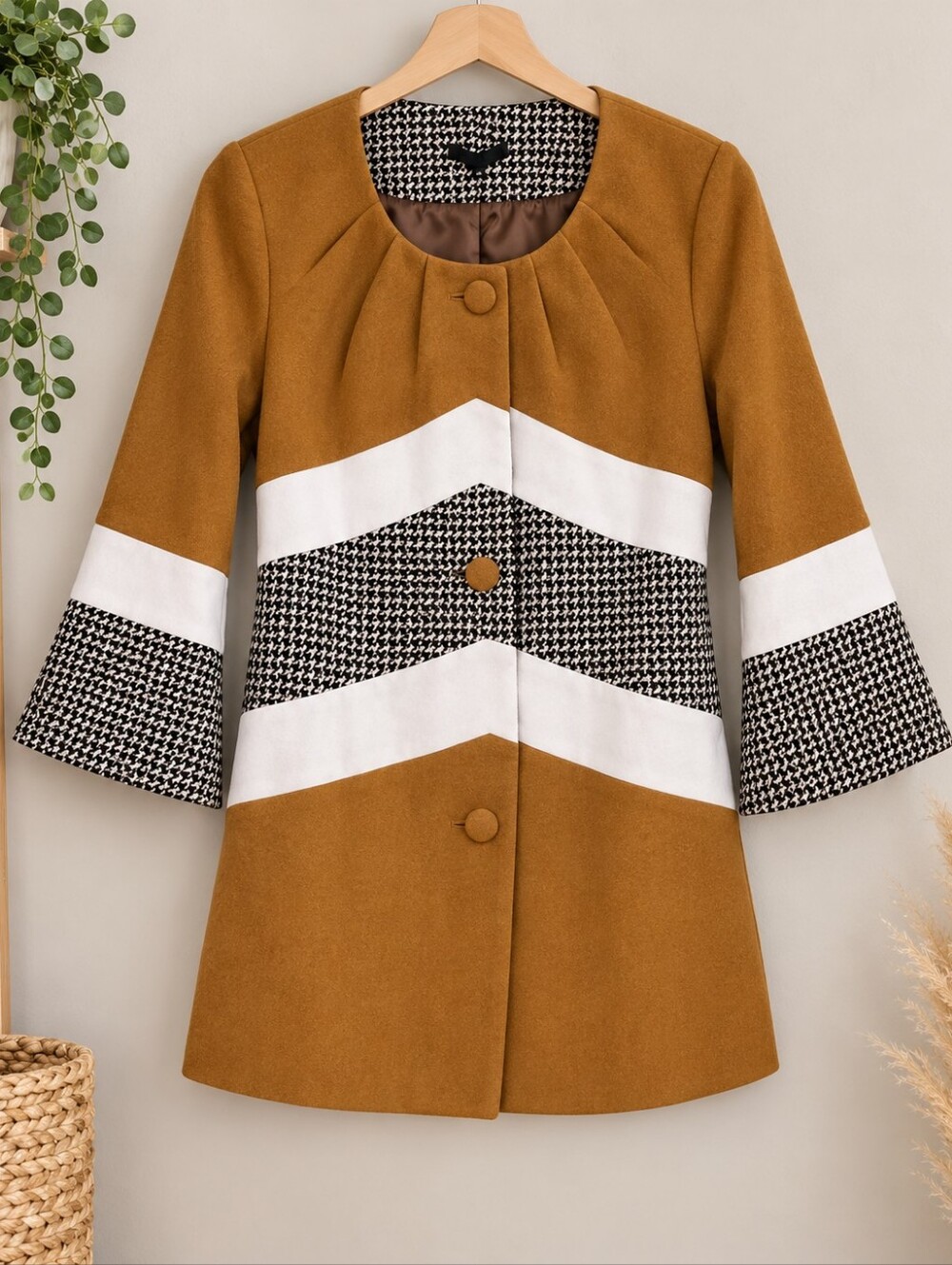 Ryu Jacket Brown White Chevron and Houndstooth Trim Small